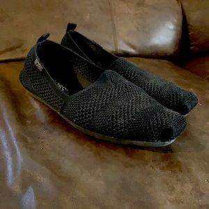 BOBS by Sketchers black boho flats